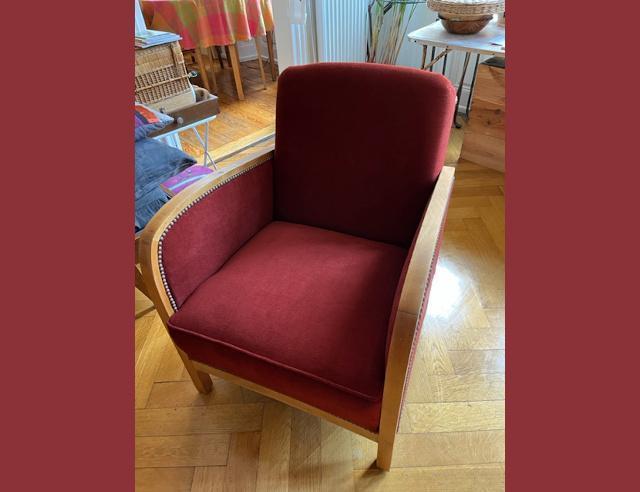 Fauteuil club en cuir restauré